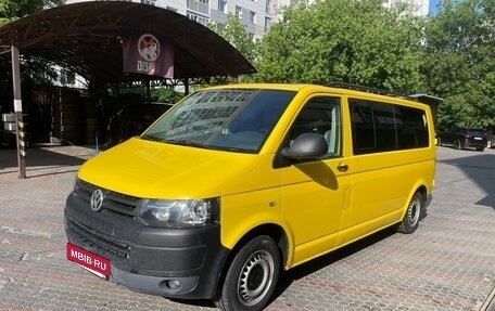 Volkswagen Transporter T5 рестайлинг, 2010 год, 1 250 000 рублей, 3 фотография