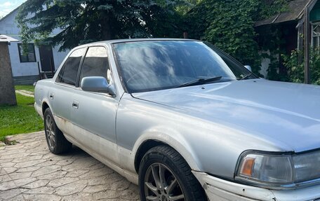 Toyota Cresta, 1990 год, 400 000 рублей, 2 фотография