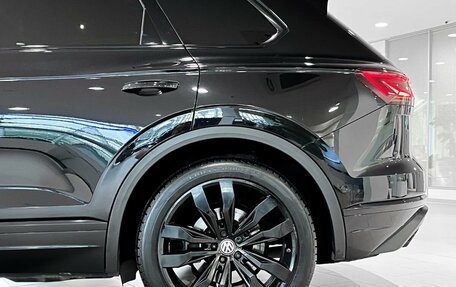 Volkswagen Touareg III, 2019 год, 4 450 000 рублей, 10 фотография