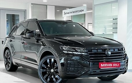 Volkswagen Touareg III, 2019 год, 4 450 000 рублей, 3 фотография