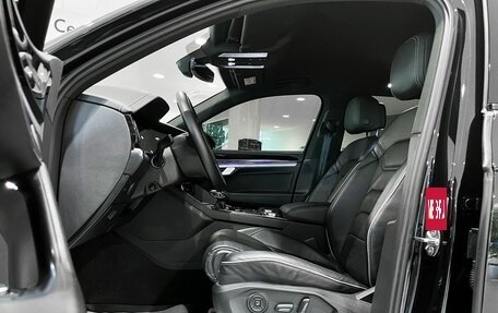 Volkswagen Touareg III, 2019 год, 4 450 000 рублей, 26 фотография