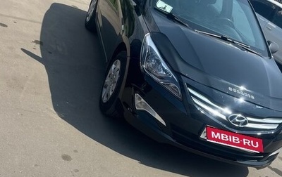 Hyundai Solaris II рестайлинг, 2015 год, 800 000 рублей, 1 фотография