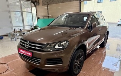 Volkswagen Touareg III, 2011 год, 2 200 000 рублей, 1 фотография