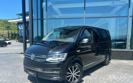 Volkswagen Multivan T6 рестайлинг, 2019 год, 5 250 000 рублей, 1 фотография