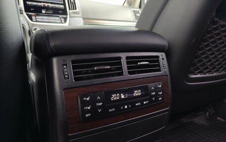Toyota Land Cruiser 200, 2018 год, 6 690 000 рублей, 7 фотография