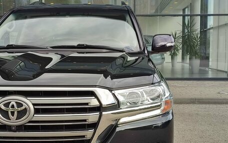 Toyota Land Cruiser 200, 2018 год, 6 690 000 рублей, 17 фотография