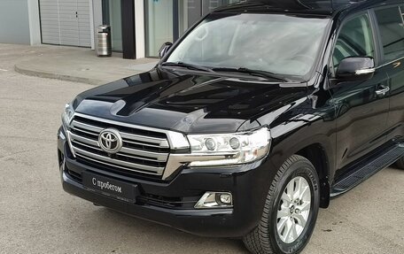 Toyota Land Cruiser 200, 2018 год, 6 690 000 рублей, 19 фотография