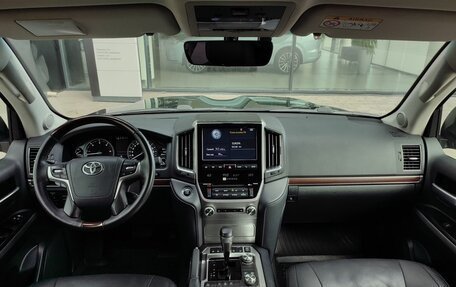 Toyota Land Cruiser 200, 2018 год, 6 690 000 рублей, 24 фотография