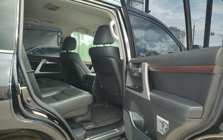 Toyota Land Cruiser 200, 2018 год, 6 690 000 рублей, 29 фотография