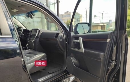 Toyota Land Cruiser 200, 2018 год, 6 690 000 рублей, 31 фотография