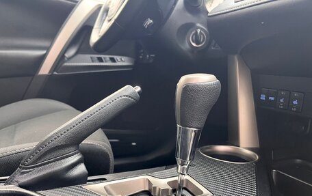 Toyota RAV4, 2015 год, 1 745 000 рублей, 6 фотография