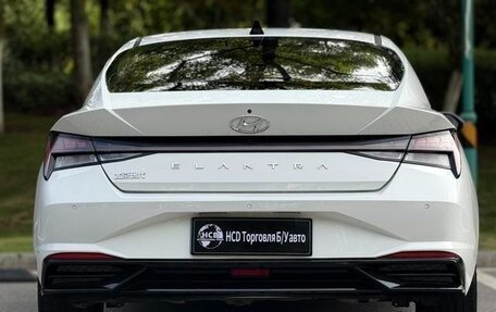 Hyundai Elantra, 2021 год, 1 060 000 рублей, 5 фотография