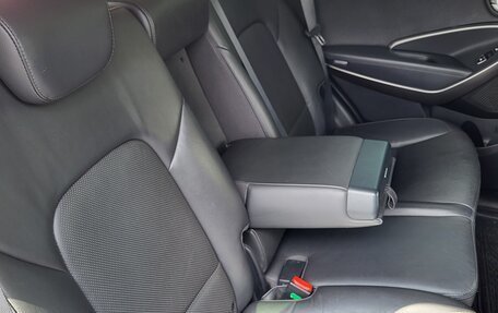 Hyundai Santa Fe III рестайлинг, 2015 год, 2 170 000 рублей, 25 фотография