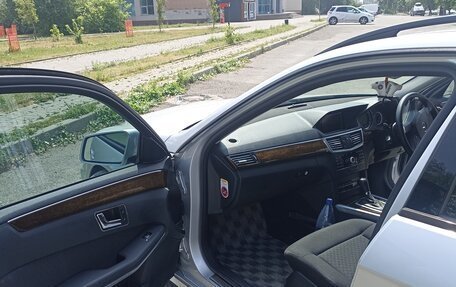 Mercedes-Benz E-Класс, 2010 год, 1 760 000 рублей, 12 фотография