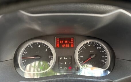 Renault Duster I рестайлинг, 2014 год, 800 000 рублей, 9 фотография