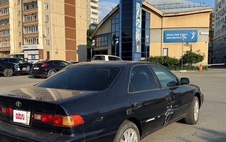 Toyota Camry, 1999 год, 299 999 рублей, 5 фотография