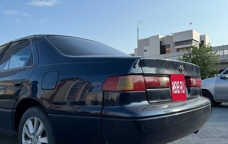 Toyota Camry, 1999 год, 299 999 рублей, 4 фотография