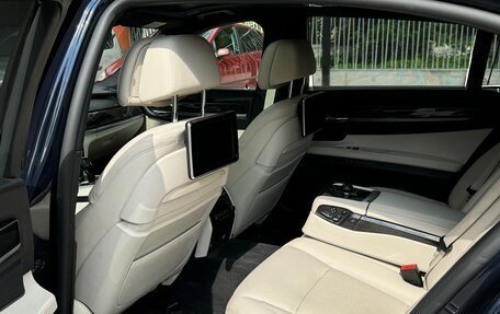 BMW 7 серия, 2012 год, 2 200 000 рублей, 17 фотография