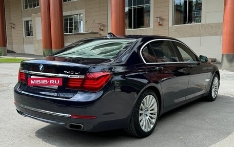 BMW 7 серия, 2012 год, 2 200 000 рублей, 3 фотография