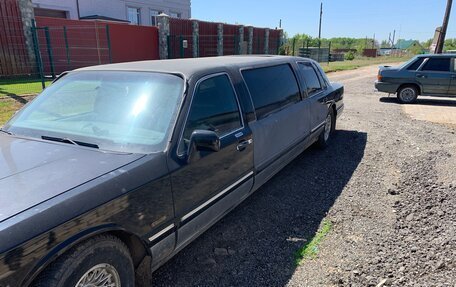 Lincoln Town Car II, 1996 год, 230 000 рублей, 4 фотография