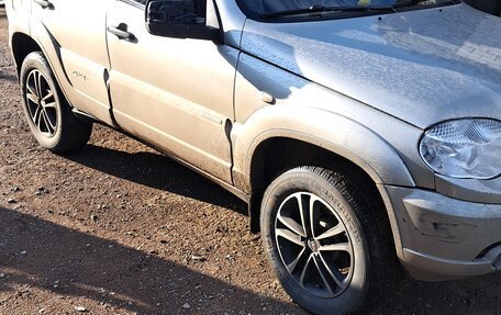 Chevrolet Niva I рестайлинг, 2011 год, 420 000 рублей, 4 фотография