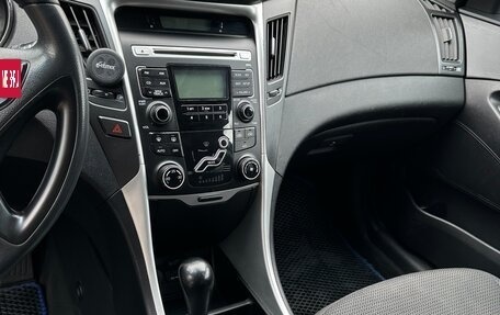 Hyundai Sonata VI, 2011 год, 760 000 рублей, 5 фотография