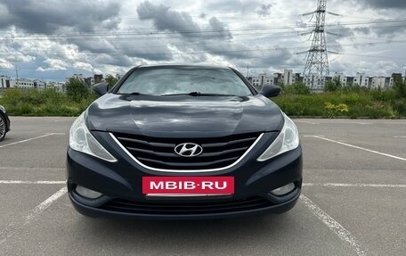 Hyundai Sonata VI, 2011 год, 760 000 рублей, 7 фотография
