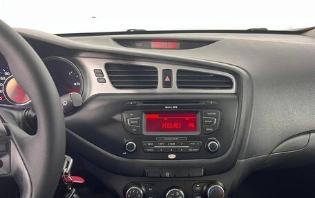 KIA cee'd III, 2013 год, 1 199 000 рублей, 16 фотография