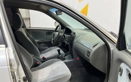 Suzuki Baleno I, 2000 год, 175 000 рублей, 27 фотография