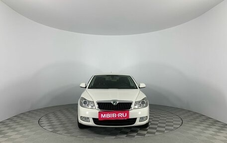 Skoda Octavia, 2010 год, 890 000 рублей, 2 фотография
