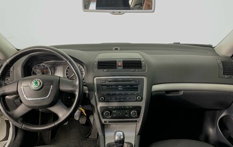 Skoda Octavia, 2010 год, 890 000 рублей, 16 фотография