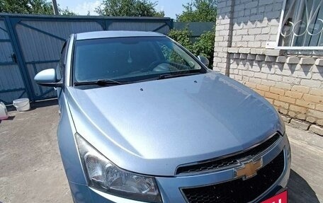 Chevrolet Cruze II, 2010 год, 650 000 рублей, 9 фотография