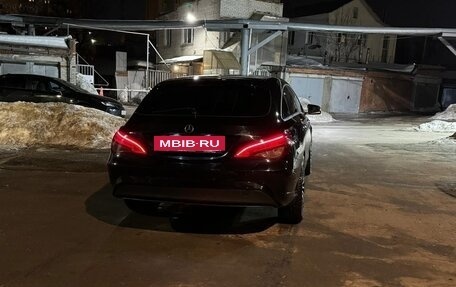 Mercedes-Benz CLA, 2018 год, 1 800 000 рублей, 2 фотография