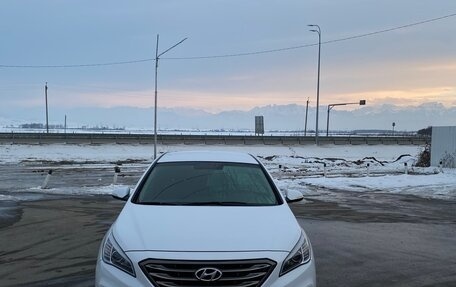 Hyundai Sonata VII, 2015 год, 1 650 000 рублей, 2 фотография