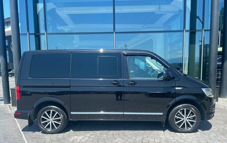 Volkswagen Multivan T6 рестайлинг, 2019 год, 5 250 000 рублей, 6 фотография