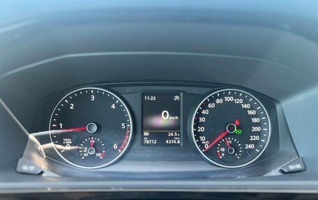 Volkswagen Multivan T6 рестайлинг, 2019 год, 5 250 000 рублей, 12 фотография