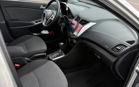 Hyundai Solaris II рестайлинг, 2013 год, 700 000 рублей, 11 фотография