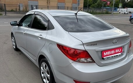 Hyundai Solaris II рестайлинг, 2013 год, 700 000 рублей, 5 фотография