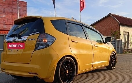 Honda Fit III, 2011 год, 990 000 рублей, 21 фотография