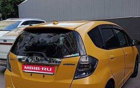 Honda Fit III, 2011 год, 990 000 рублей, 31 фотография