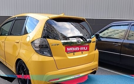 Honda Fit III, 2011 год, 990 000 рублей, 22 фотография