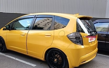 Honda Fit III, 2011 год, 990 000 рублей, 39 фотография