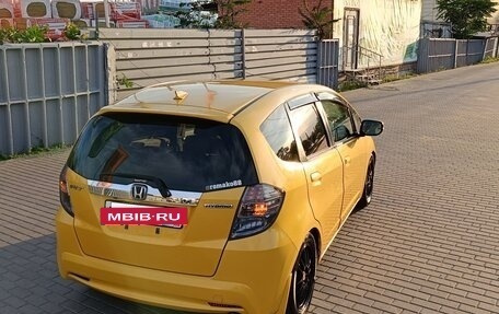 Honda Fit III, 2011 год, 990 000 рублей, 36 фотография