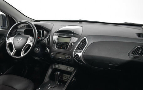 Hyundai ix35 I рестайлинг, 2010 год, 980 000 рублей, 10 фотография