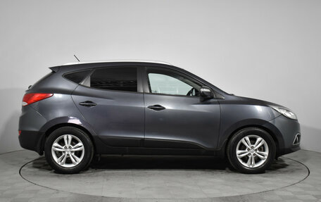 Hyundai ix35 I рестайлинг, 2010 год, 980 000 рублей, 4 фотография