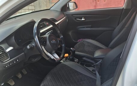 KIA Rio IV, 2019 год, 1 350 000 рублей, 6 фотография