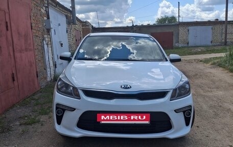 KIA Rio IV, 2019 год, 1 350 000 рублей, 4 фотография