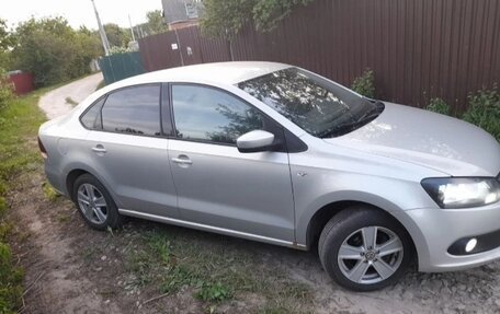 Volkswagen Polo VI (EU Market), 2011 год, 640 000 рублей, 1 фотография