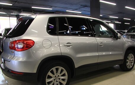 Volkswagen Tiguan I, 2010 год, 1 099 000 рублей, 4 фотография