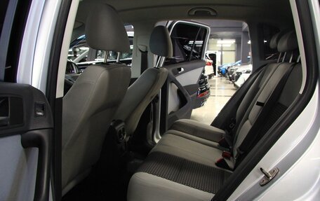 Volkswagen Tiguan I, 2010 год, 1 099 000 рублей, 6 фотография